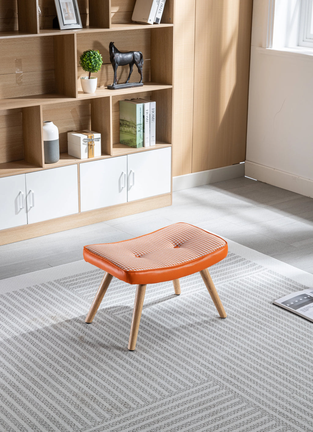 Wooden Step Stool with Cushion and Non-Slip Pad F25326