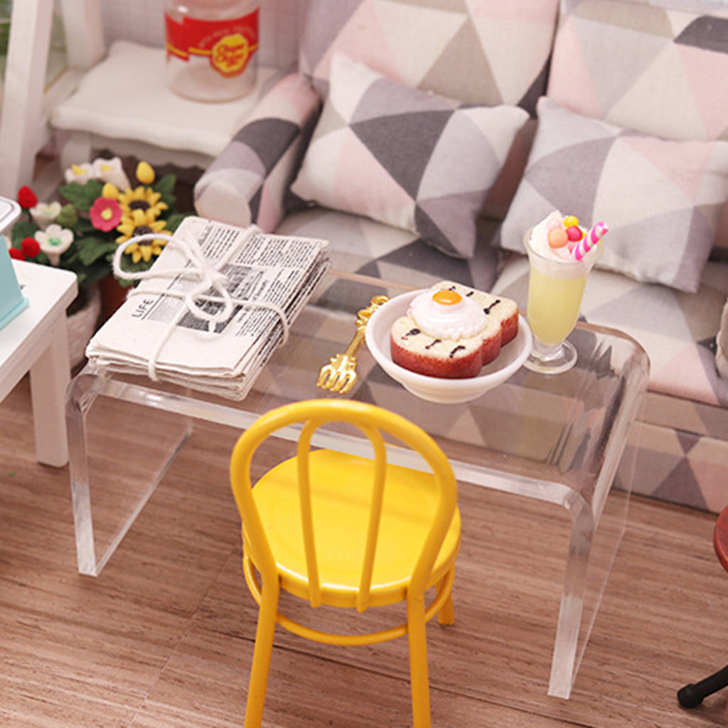 Dollhouse Table for Children E4374